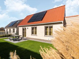 Holiday Home in Koksijde with Garden & Parking, cleaning included - Koksijde - 4