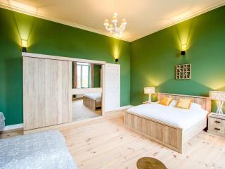 Castle with wellness and zipline, cleaning included - Gesves - 8