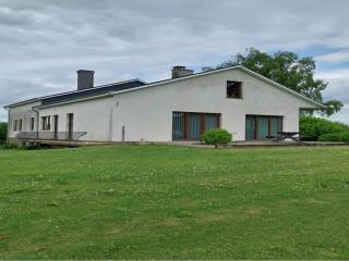 Welcoming Holiday Home with large garden, cleaning included - Porcheresse - 4
