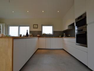 Mansion in Roesbrugge with Garden, cleaning included - Beveren - 1