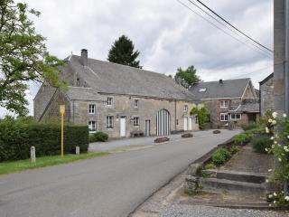 Cottage in Wéris with Scenic Hiking Trails, cleaning included - Morville - 4