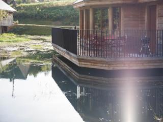 Cabin in Vencimont near Houille Valley, cleaning included - Vencimont - 6