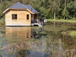 Cabin in Vencimont near Houille Valley, cleaning included - Vencimont - 1