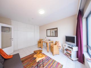 Studio Retreat with Sunny Terrace, cleaning included - Middelkerke - 4