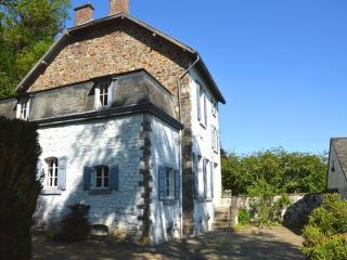 Holiday home in Roumont with garden, cleaning included - Bertogne - 2