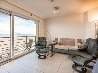 Apartment in Nieuwpoort by the Seafront, cleaning included - Koksijde - 9