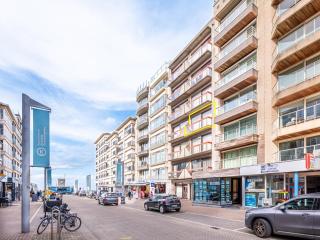 Apartment in St Idesbald with Sea Views, cleaning included - Koksijde - 5
