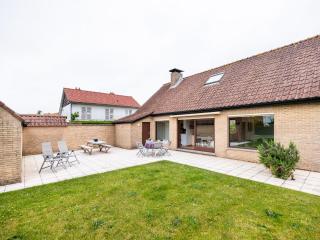 Villa in St-Idesbald near Sea Beach, cleaning included - Koksijde - 4