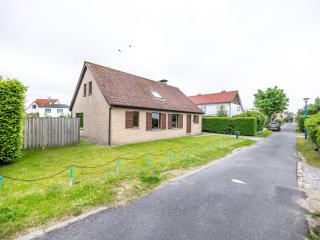 Villa in St-Idesbald near Sea Beach, cleaning included - Koksijde - 2