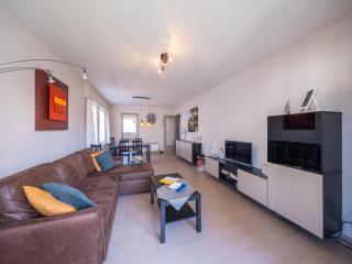 Flat in Belgium with Pool and Green Views, cleaning included - 3