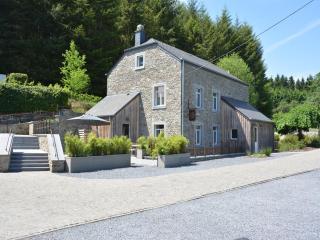 Holiday Home in Gedinne by the River, cleaning included - Vencimont - 9