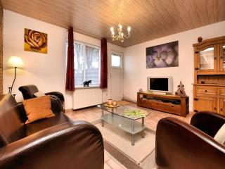 Holiday Home in Ardennes near La Roche Castle, cleaning included - Houffalize - 0