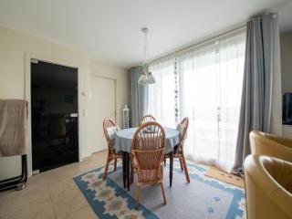 Charming Waterside Getaway, cleaning included - 5