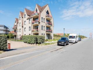 Apartment near Koksijde by the Sea, cleaning included - Sint-Idesbald - 9