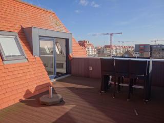 Attic Apartment in Nieuwpoort by Sandy Beaches, cleaning included - Nieuwpoort - 6
