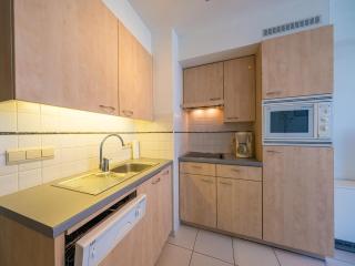 Flat near Zeedijk with side sea views, cleaning included - Middelkerke - 7