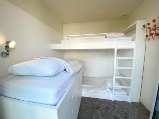 Apartment in Nieuwpoort near the Beach, cleaning included - Koksijde - 2