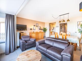 Apartment in Koksijde with Seafront View, cleaning included - Koksijde - 3