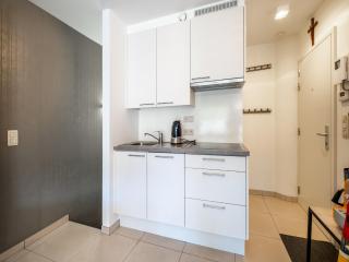 Duplex near Zeedijk & Center with Sunny Balcony, cleaning included - Koksijde - 7