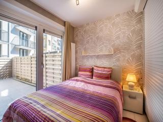 Duplex near Zeedijk & Center with Sunny Balcony, cleaning included - Koksijde - 6