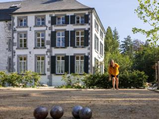 Castle Apartment in Aywaille near River Amblève, cleaning included - Aywaille - 1
