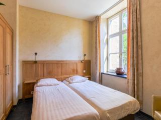 Castle Apartment in Aywaille near River Amblève, cleaning included - Aywaille - 7
