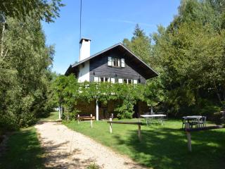 Chalet in Bi vre for 9 Person, cleaning included - Bièvre - 4