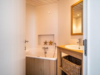 Villa by the Sea with Jacuzzi, cleaning included - Koksijde - 5