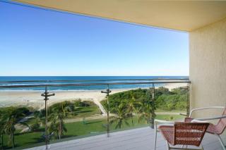 Pastel Drift - Beachfront Haven by Dining & Parks - Gold Coast - 4