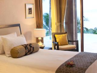 Villa Soluna - Luxury 5-Star Seaview Escape - 3