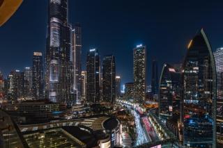 Panoramic Burj Khalifa Views - Modern & Comfy Gem - 0