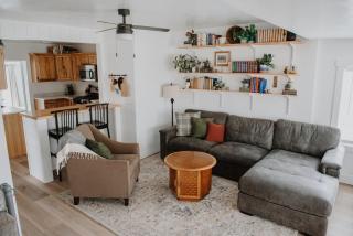 Curio Cottage - 0
