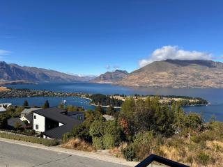 1Queenstown - Stunning Lake and Mountain Views - Queenstown - 7
