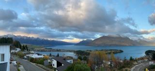 1Queenstown - Stunning Lake and Mountain Views - Queenstown - 9