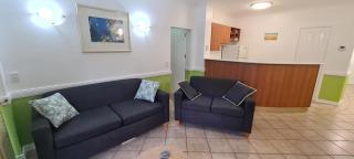 Waterfront Terraces - Cairns - 4