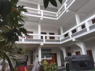 Beach life long beach resort - Trincomalee - 4
