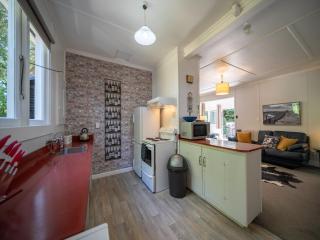 Fiordland Hideaway - Te Anau Holiday Home - Te Anau - 1