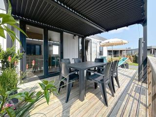Mobil-home Grand Confort 4 pers, 2 ch, piscine chauffée à 200m de la plage - FR-1-361A-65 - 0