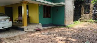Thevakkal Guest house - Jāmb - 3