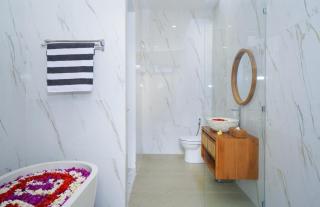 Vasista Villa Ubud - 1