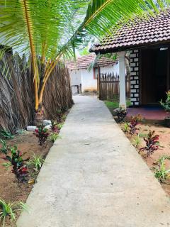 Trinco Be Cool Hostel - Trincomalee - 5