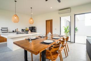 Villa Onetti - Tumbak Bayuh - 8