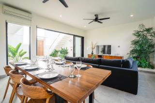 Villa Onetti - Tumbak Bayuh - 5