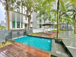 1 Medini Residence Near Legoland - - 4
