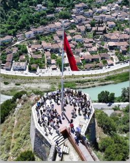 Apartment Darlin Berat - 9