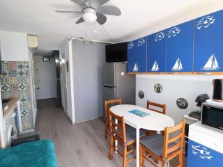 Studio Cosy avec Piscine et Parking au Grau-du-Roi - FR-1-307-287 - Le Grau-du-Roi - 9
