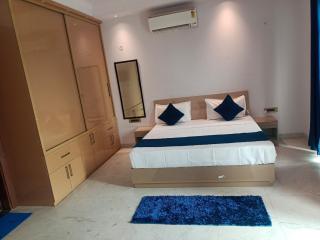 Hotel white House sector 122 - Noida - 9