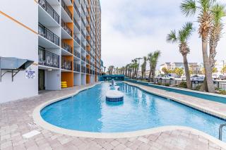 Sky-High Oceanfront Stay Pools and DJs & More - Myrtle Beach - 3