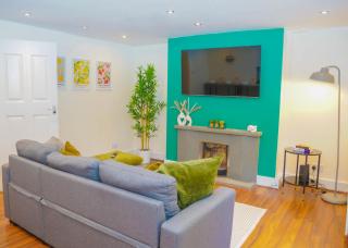 Family Sized 2BR Apartment with Garden Brixton Stockwell Zone 2 - 0