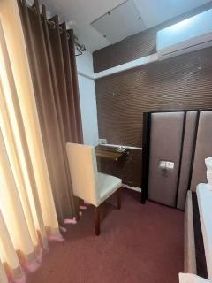 New York Guest House and Restaurant PVT LTD - Colombo - 9